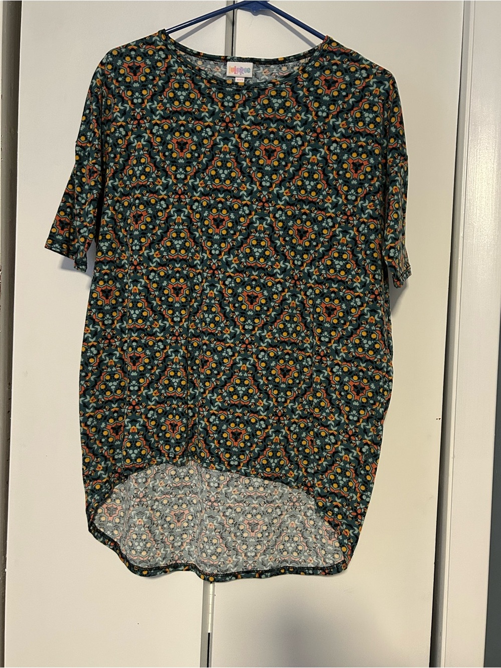 LuLaRoe Irma- Short Sleeve Tunic in Black Multi Floral Medallion Print- XXS